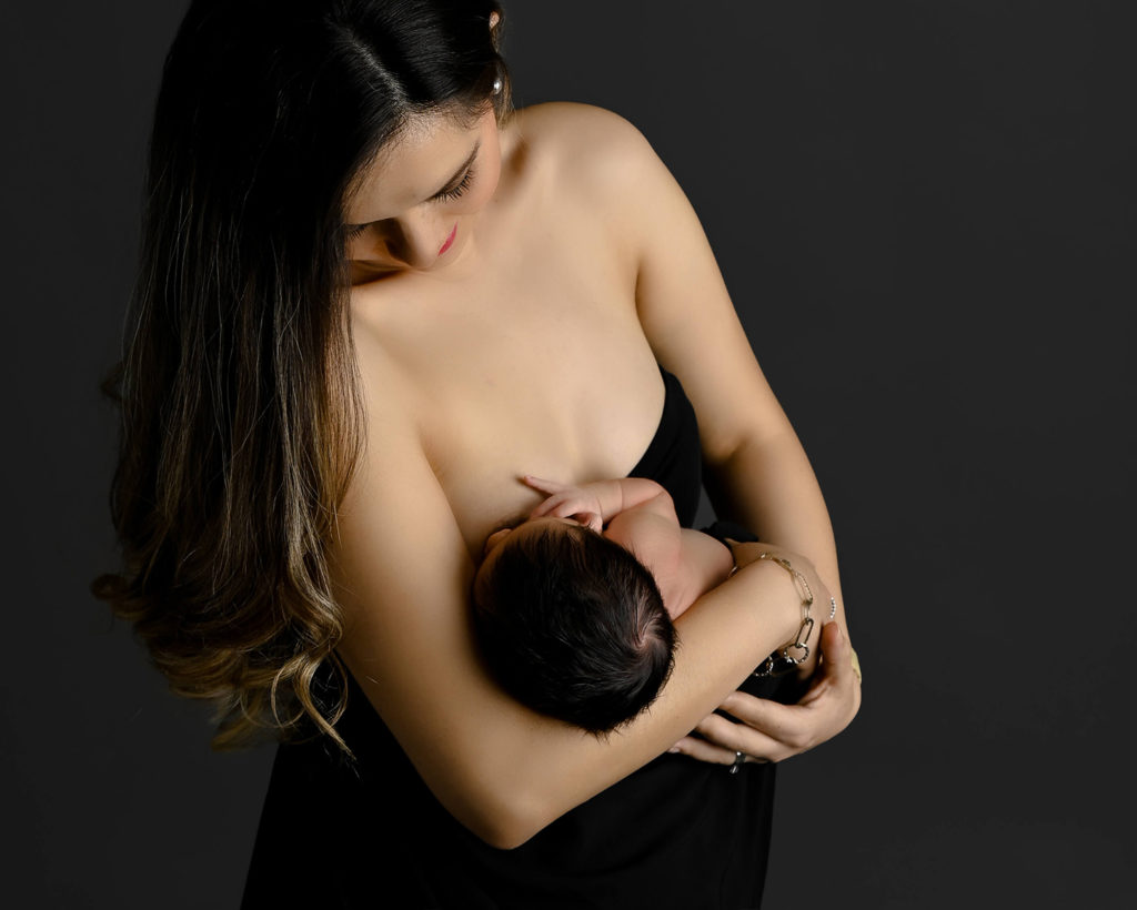 Breastfeeding in Columbus Ohio Birthing Center