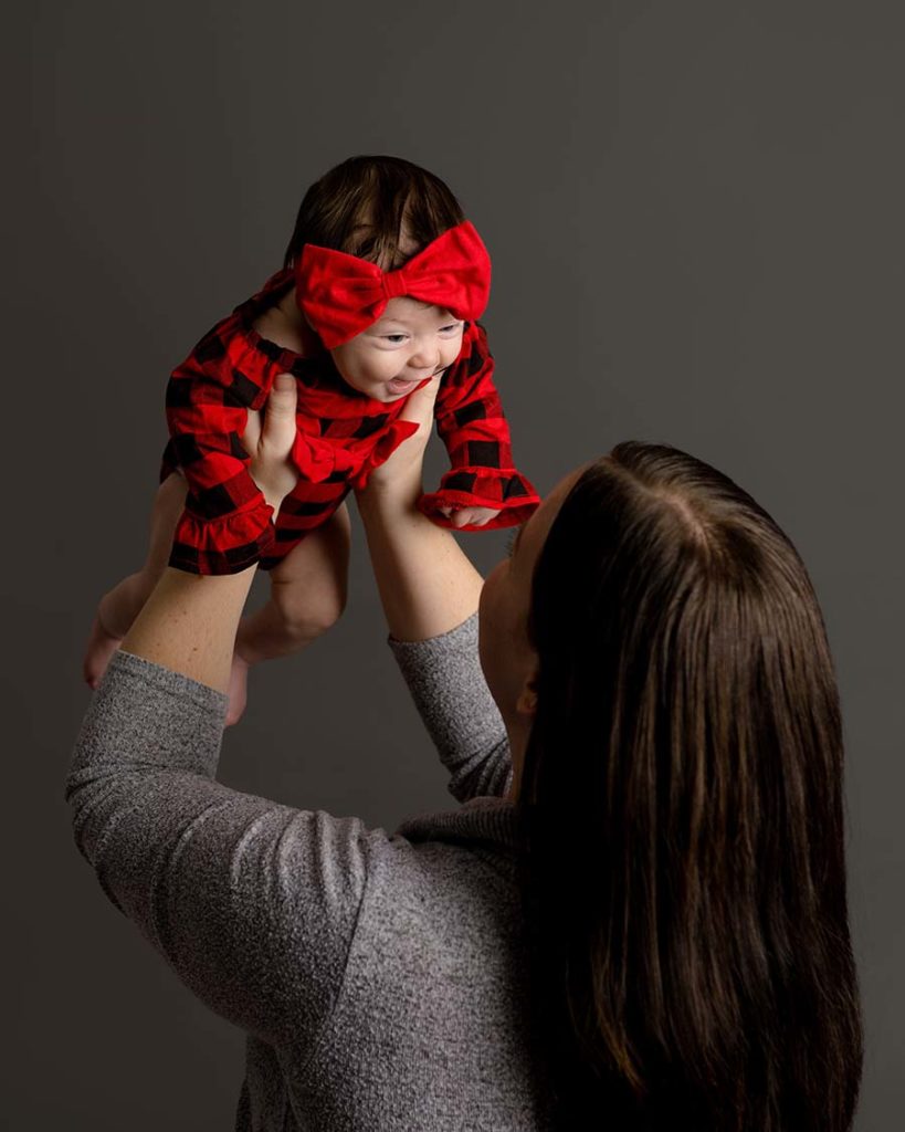 Ohio babysitting rates - Mom and baby